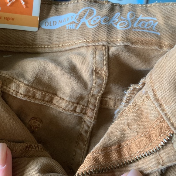 Old Navy-The Rockstar Mid-Rise Skinny Legging Jean-Size 6 Reg-Cream Caramel -NWT - Picture 10 of 11